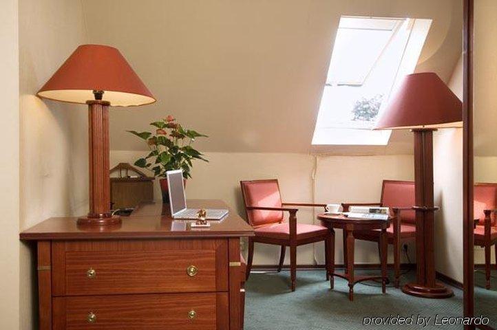 Zoom Hotel Brüksel Oda fotoğraf